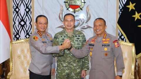 Kunjungi Dankorps Brimob Polri, Kapolda Metro Jaya dan Pangdam Jaya Perkuat Soliditas TNI-Polri