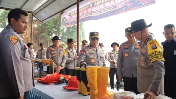 Kunjungi Posko Karhutla Kalteng, Wakapolri Pastikan Kesiapan Polri Hadapi Bencana